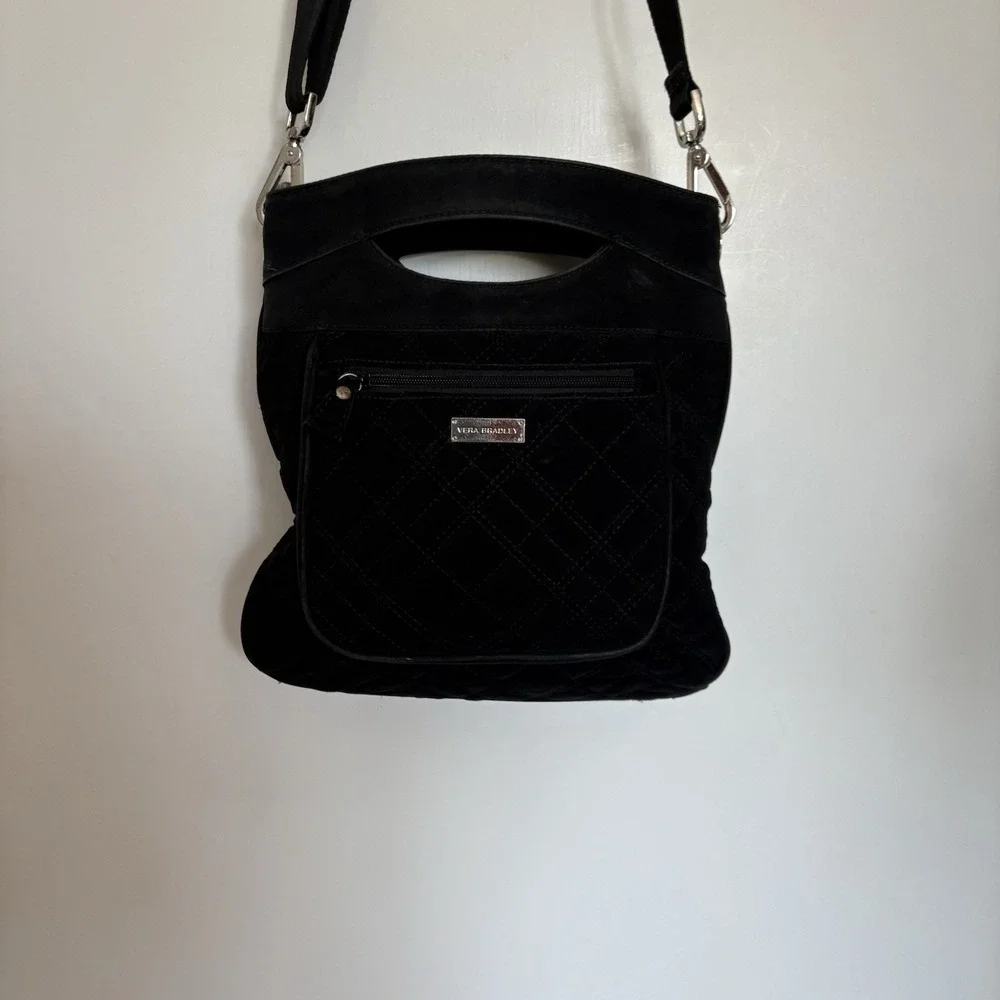 VERA BRADLEY BLACK CROSSBODY BAG PURSE - QUILTED